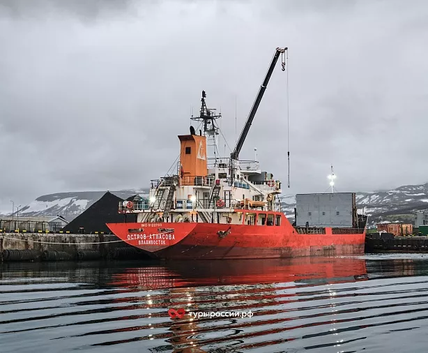 Изображение статьи Отдых на Курильских островах: как добраться, где жить, что посмотреть Туры России