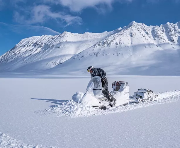 Изображение статьи Путешествие на Ямал: как добраться, что посмотреть, когда лучше ехать Туры России