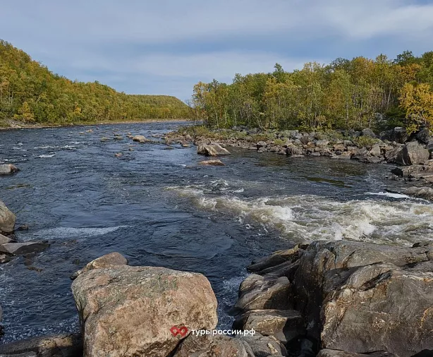 Изображение статьи Водопады Кольского полуострова: Мельничный Каскад на реке Титовка Туры России