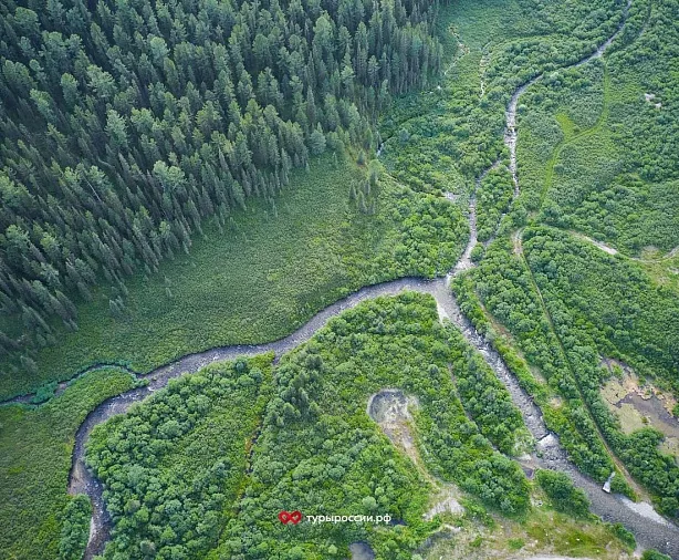 Изображение статьи Горная Часть Хакасии – посещение природных парков Саян Туры России