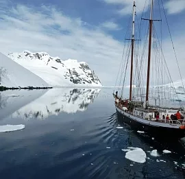 Тур Антарктида: Круиз на яхте Амазон  с перелетом на самолете из Чили