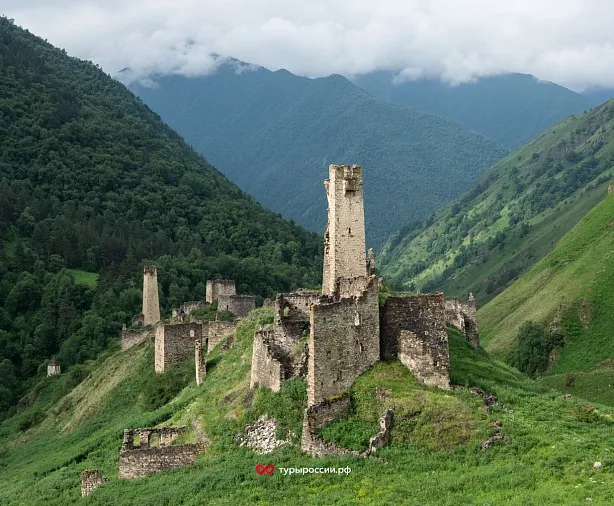 Изображение статьи Отдых в Республике Ингушетия: как добраться, где жить, что посмотреть Туры России