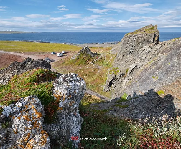 Изображение статьи Туристический маршрут на Полуостров Средний и Рыбачий – как добраться и что посмотреть Туры России