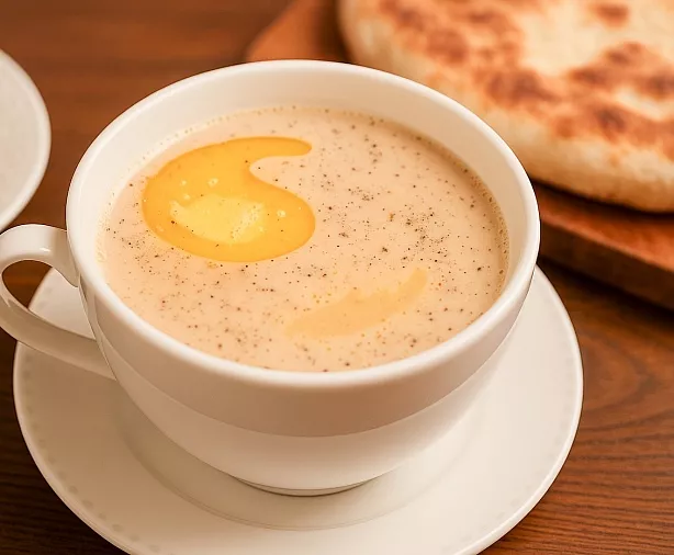 Изображение статьи Национальная кухня Калмыкии: что обязательно попробовать туристу в путешествии Туры России