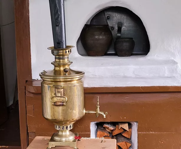 Изображение статьи Экскурсия в Музей-заповедник «Шушенское»: как добраться и что посмотреть Туры России