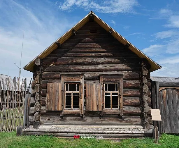 Изображение статьи Экскурсия в Музей-заповедник «Шушенское»: как добраться и что посмотреть Туры России