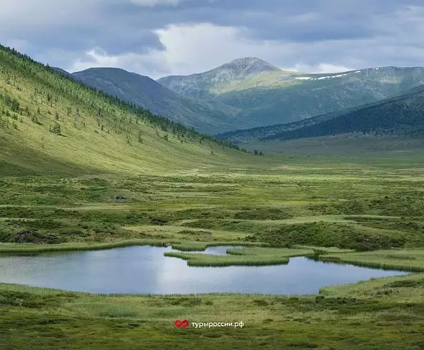 Изображение статьи Отдых в Республике Тыва: как добраться, где жить, что посмотреть Туры России