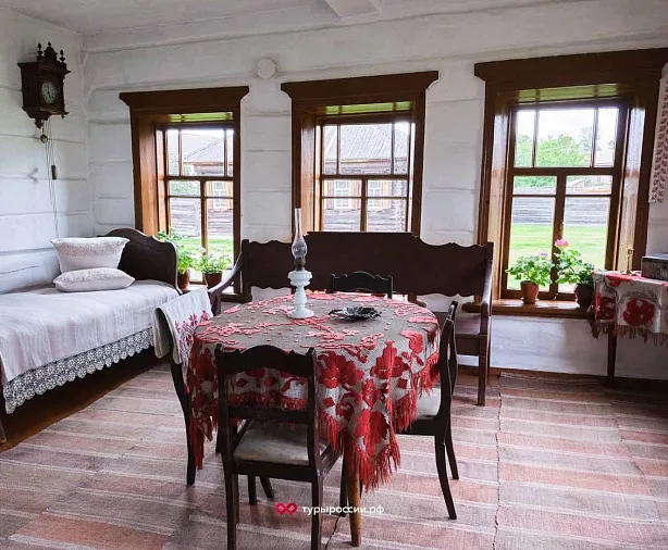 Изображение статьи Экскурсия в Музей-заповедник «Шушенское»: как добраться и что посмотреть Туры России