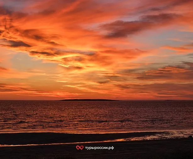 Изображение статьи Туристический маршрут на Полуостров Средний и Рыбачий – как добраться и что посмотреть Туры России