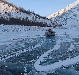 Якутия: Зимняя Экспедиция по льду реки Индигирка