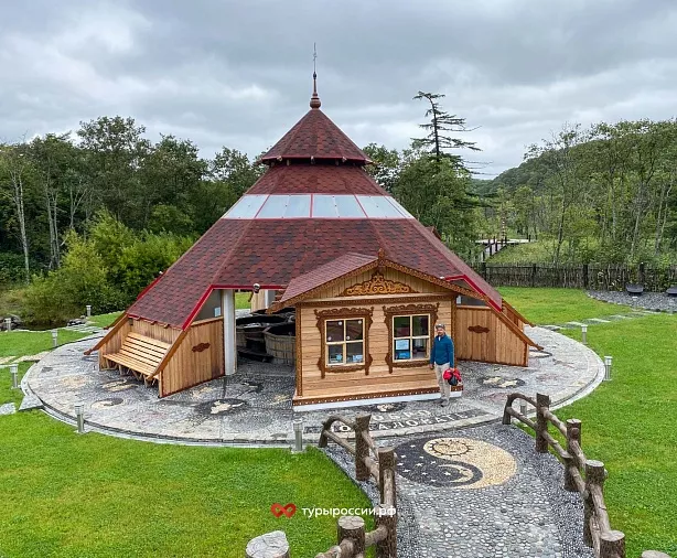 Изображение статьи Горячие источники и целебные грязи Итурупа Туры России