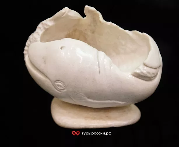 Изображение статьи Косторезы Чукотки: искусство, выросшее из вечной мерзлоты и моря Туры России