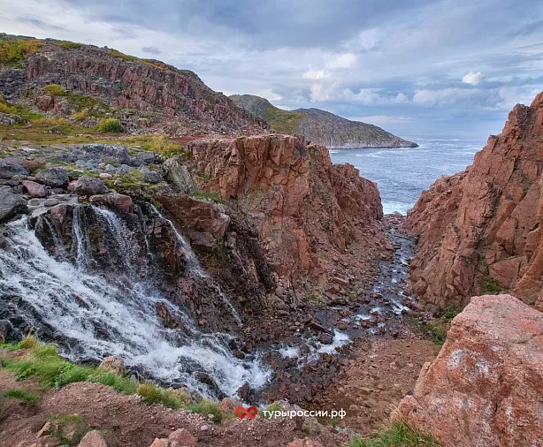 Изображение статьи Отдых в Териберке: как добраться, где жить, что посмотреть Туры России