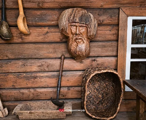Изображение статьи Умба: Экскурсия в музей истории, культуры и быта терских поморов Туры России