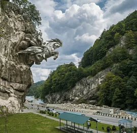 Тур СЕВЕРНАЯ ОСЕТИЯ ЗА 5 ДНЕЙ: ОТ ВЕЛИЧЕСТВЕННЫХ ГОР ДО ДРЕВНЕГО НАСЛЕДИЯ