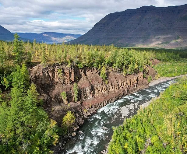 Изображение статьи Личный опыт отдыха на Плато Путорана, база на озере Лама Туры России