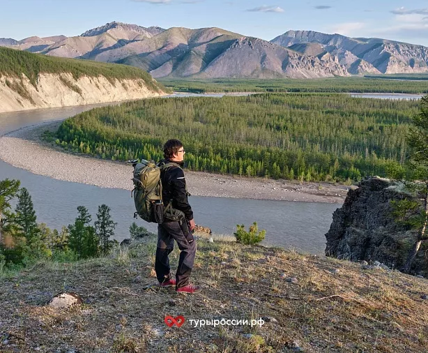 Изображение статьи Экспедиция на Индигирку: путешествие в сердце дикой Якутии с целью фотографирования пейзажа Туры России