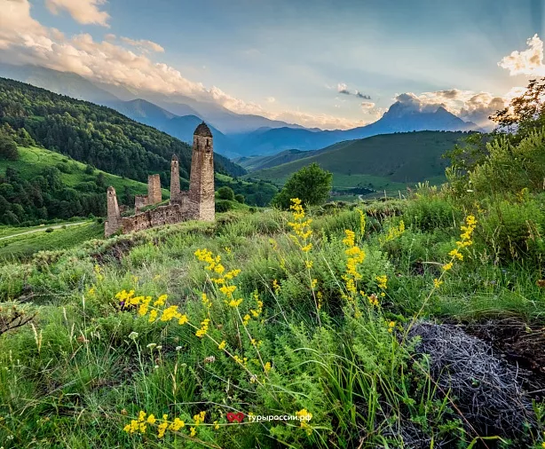 Изображение статьи Экскурсия из Владикавказа: Башенный Комплекс  Пялинг Туры России
