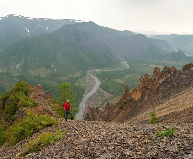 Изображение статьи Экскурсия из Магадана – посещение Хетинских Столбов Туры России