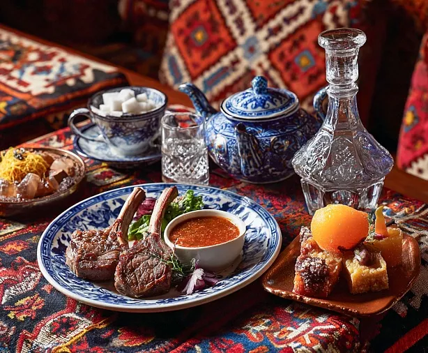 Изображение статьи Национальная кухня Калмыкии: что обязательно попробовать туристу в путешествии Туры России