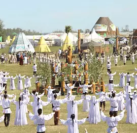 Тур Национальный праздник Ысыах. (Булуус, Курулуур, Ленские столбы)