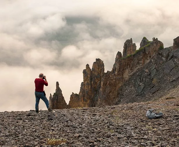 Изображение статьи Экскурсия из Магадана – посещение Хетинских Столбов Туры России