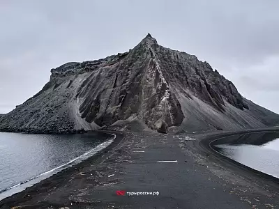 Пейзажи острова Парамушир и вулкана Эбеко