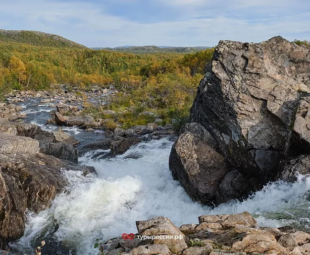 Изображение статьи Водопады Кольского полуострова: Мельничный Каскад на реке Титовка Туры России
