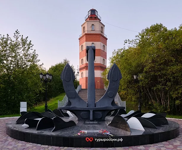 Изображение статьи Мурманск — как добраться, где жить, что посмотреть Туры России