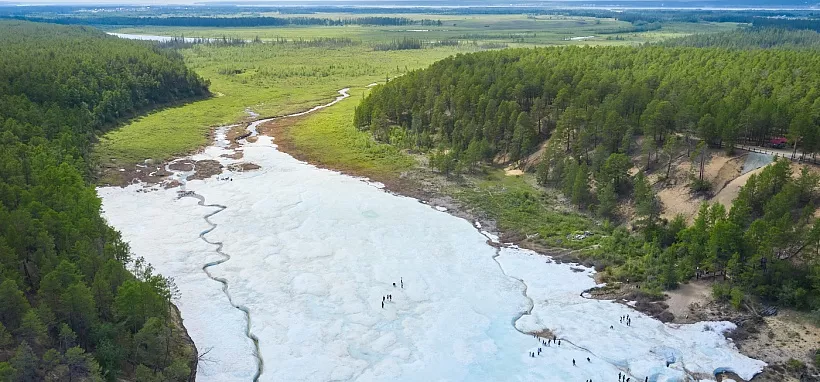 Однодневная экскурсия из Якутска на Ледник Булуус: как добраться, что посмотреть, полезные советы