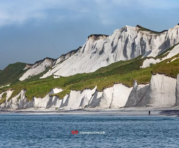 Изображение статьи Итуруп: Белые Скалы Туры России