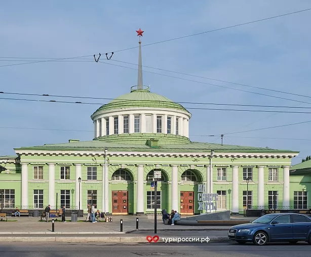 Изображение статьи Мурманск — как добраться, где жить, что посмотреть Туры России