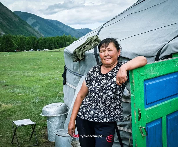 Изображение статьи Отдых в Республике Тыва: как добраться, где жить, что посмотреть Туры России