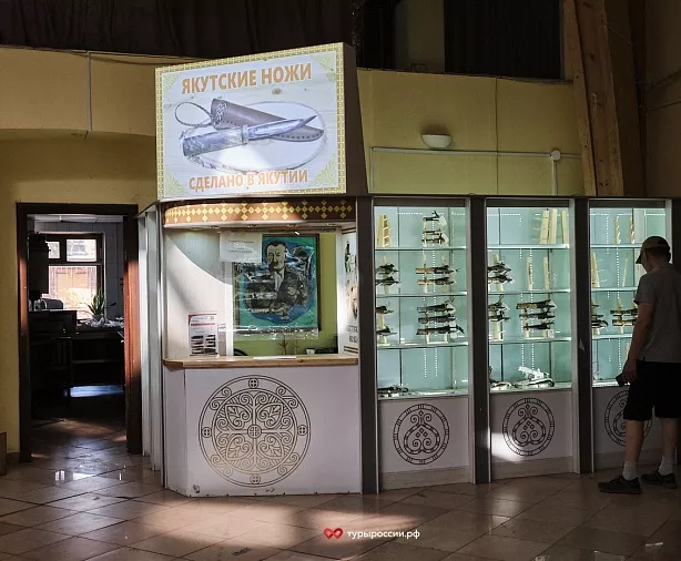 Изображение статьи Якутский нож — символ Севера, традиций и выживания Туры России