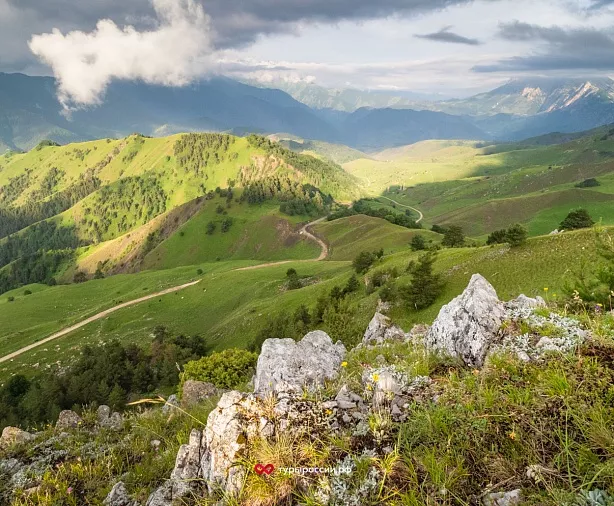 Изображение статьи Экскурсия из Владикавказа: Храм Тхаба-Ерды Туры России