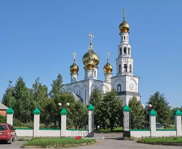 Изображение статьи Отдых в Хакасии: как добраться, где жить, что посмотреть Туры России