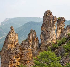 Экскурсия из Магадана – посещение Хетинских Столбов