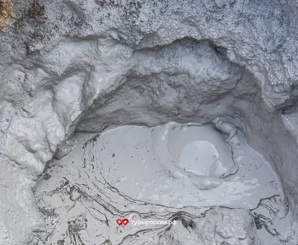 Изображение статьи Горячие источники и целебные грязи Итурупа Туры России