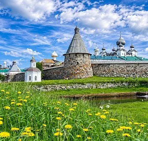 Соловецкие острова: как добраться, где жить и что посмотреть