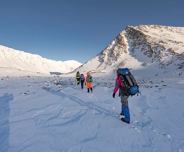 Изображение статьи Путешествие на Ямал: как добраться, что посмотреть, когда лучше ехать Туры России