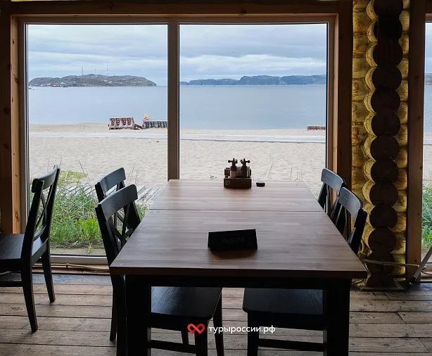 Изображение статьи Отдых в Териберке: как добраться, где жить, что посмотреть Туры России