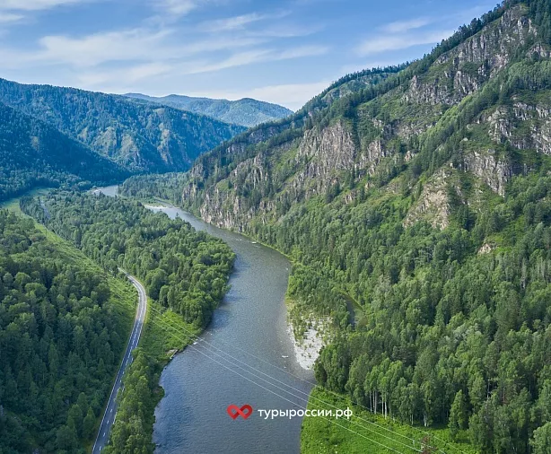 Изображение статьи Отдых в Хакасии: как добраться, где жить, что посмотреть Туры России