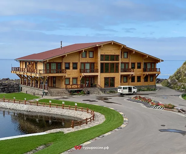 Изображение статьи Отдых на Курильских островах: как добраться, где жить, что посмотреть Туры России