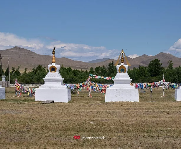 Изображение статьи Отдых в Республике Тыва: как добраться, где жить, что посмотреть Туры России