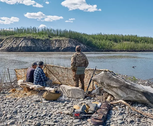 Изображение статьи Экспедиция на Индигирку: путешествие в сердце дикой Якутии с целью фотографирования пейзажа Туры России