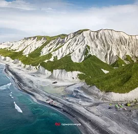 Тур Комфортный тур по Итурупу и Кунаширу, джипы и лодки