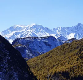 Тур Горячие источники Умхей: отдых в стиле природы