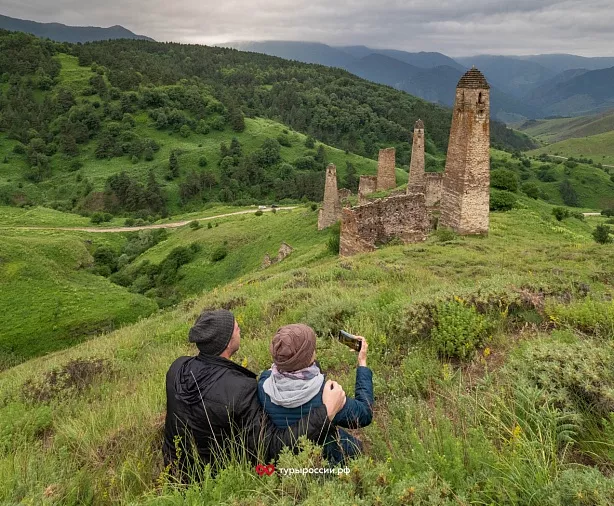 Изображение статьи Экскурсия из Владикавказа: Башенный Комплекс  Пялинг Туры России