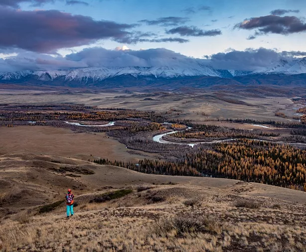 Изображение статьи Фотопутешествие на Горный Алтай из Москвы, золотая осень, 7 дней. Личный опыт Туры России