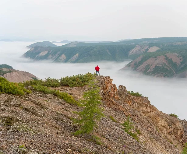 Изображение статьи Экскурсия из Магадана – посещение Хетинских Столбов Туры России